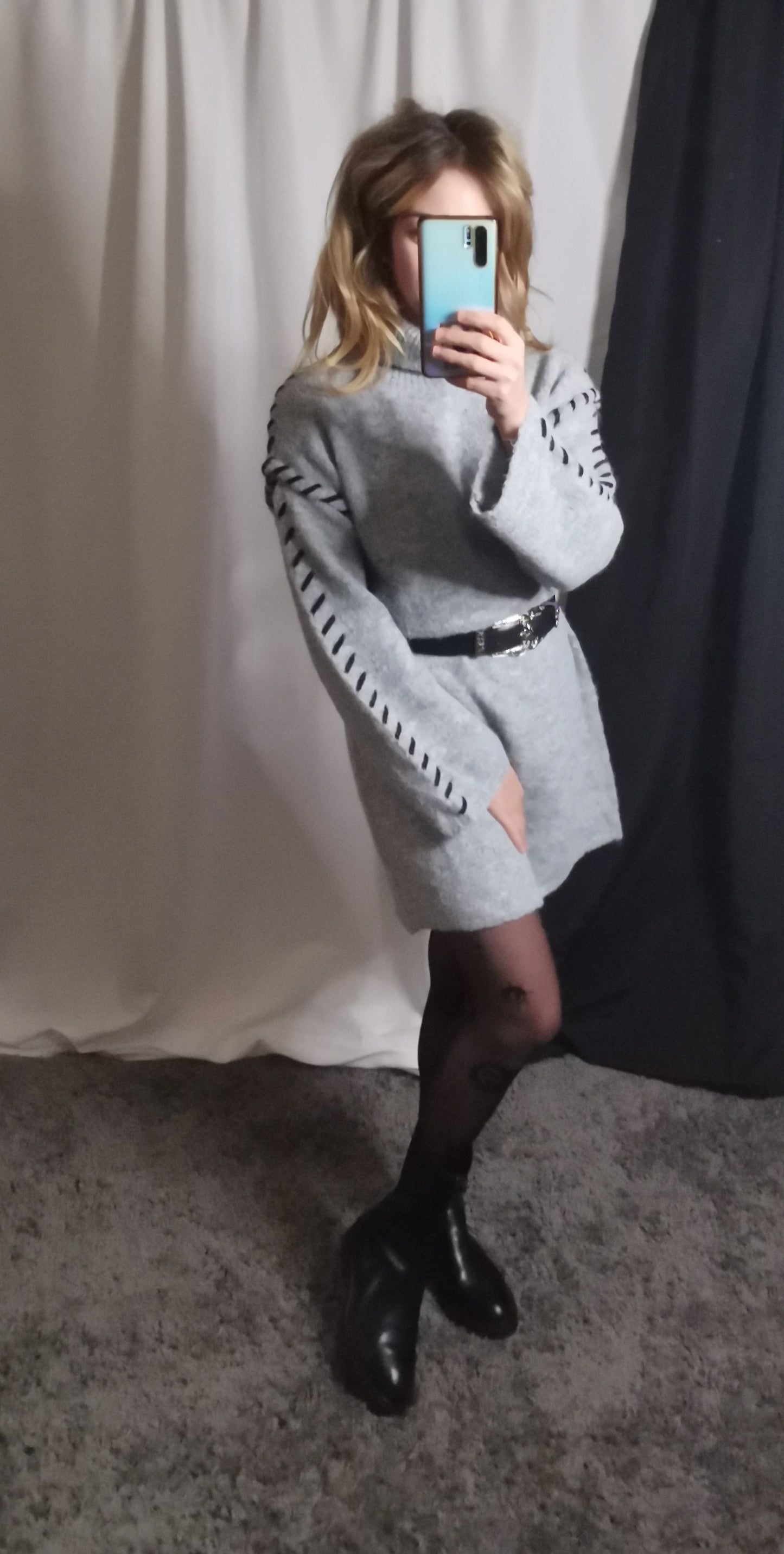 Dress pull