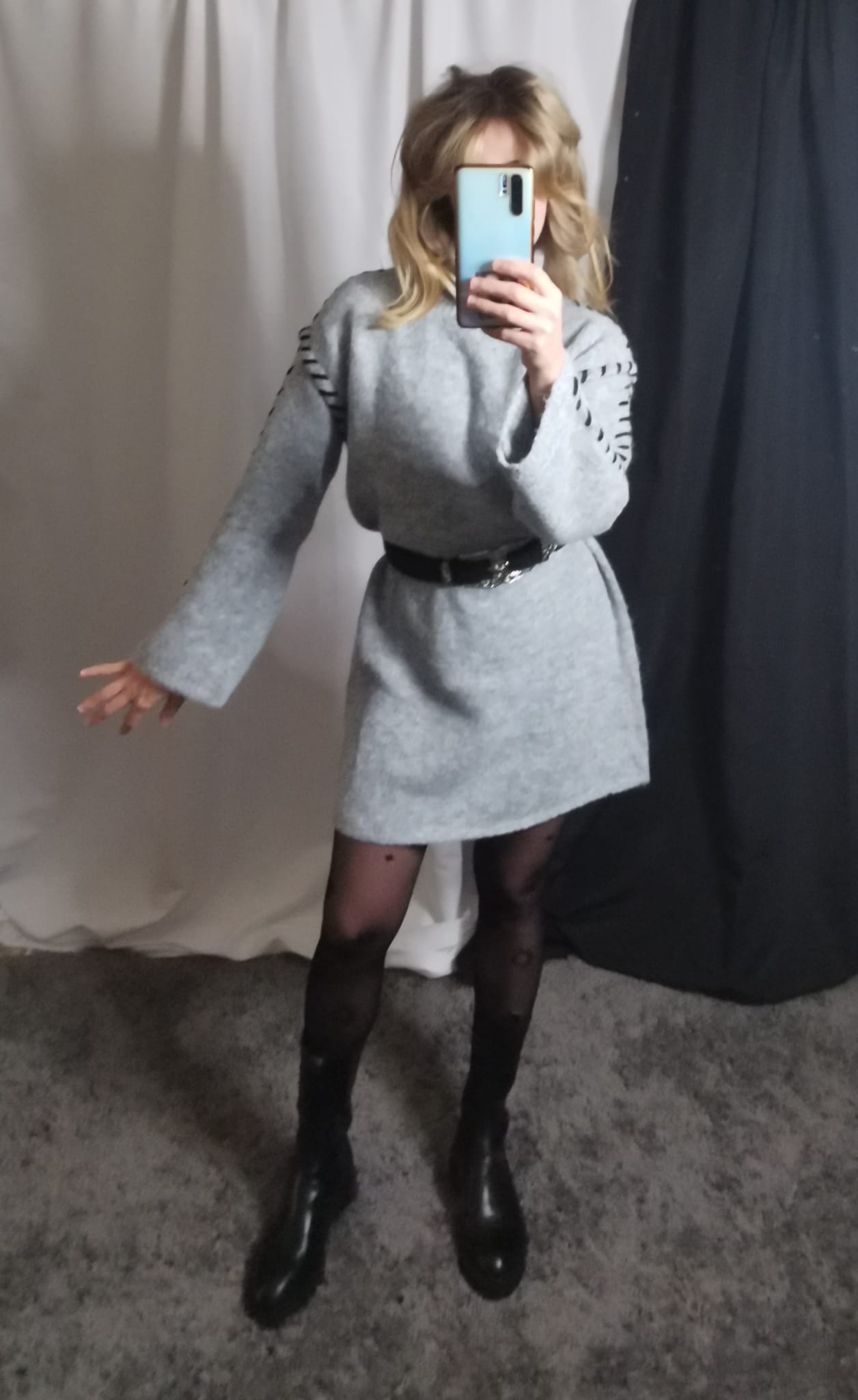 Dress pull
